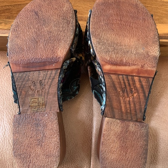 FREE PEOPLE Velvet Wooden Clogs/Slides - Picture 8 of 10